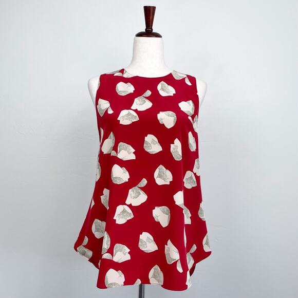 Theory Zabetha Crimson Limonta Button-Back Silk Shell Top - Picture 2 of 9